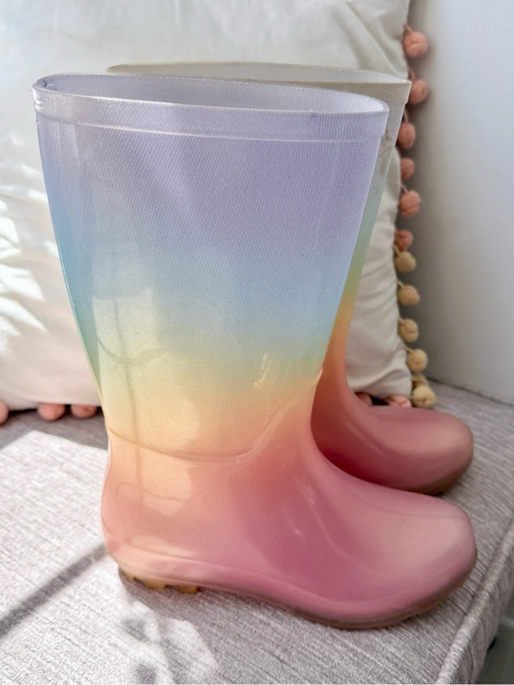 Target Kids - Pastel Rainbow Ombre Rain Boots - Pink, Yellow, Blue - Size 1
